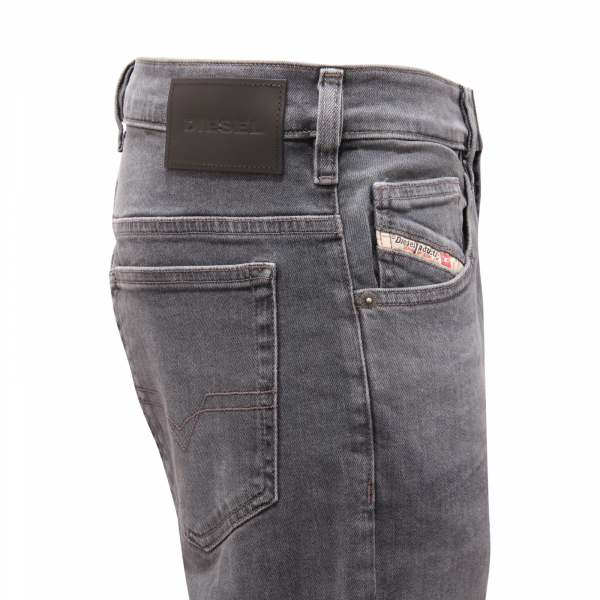 9317AQ jeans uomo DIESEL D-YENNOX man denim trousers
