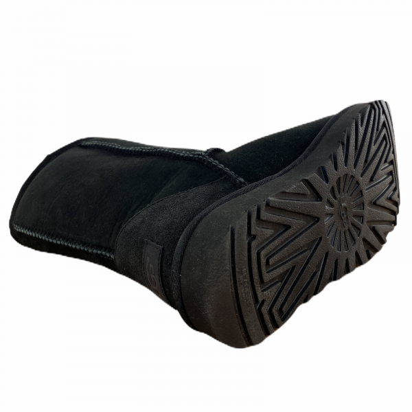 B62 stivale donna UGG CLASSIC SHORT black boots women