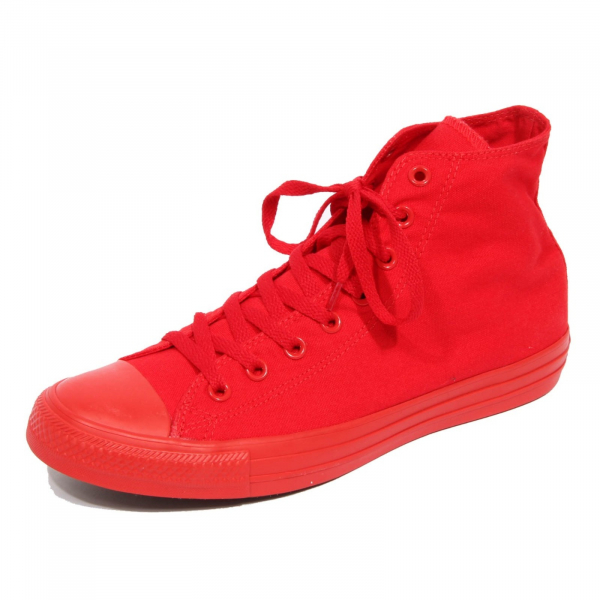 Red chuck sales taylors mens