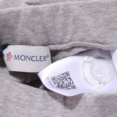 Moncler pantalone 2024 bermuda