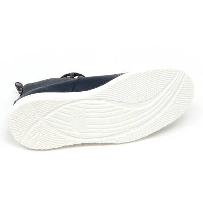 Dr martens torrington clearance
