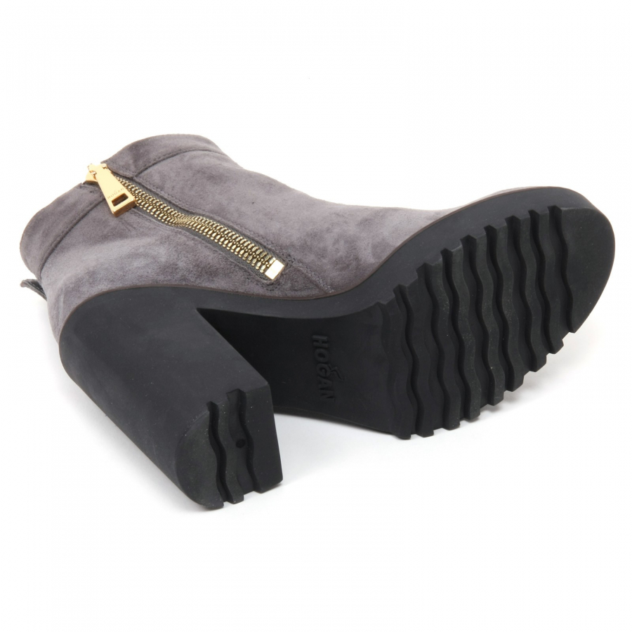 Tronchetti hotsell hogan outlet