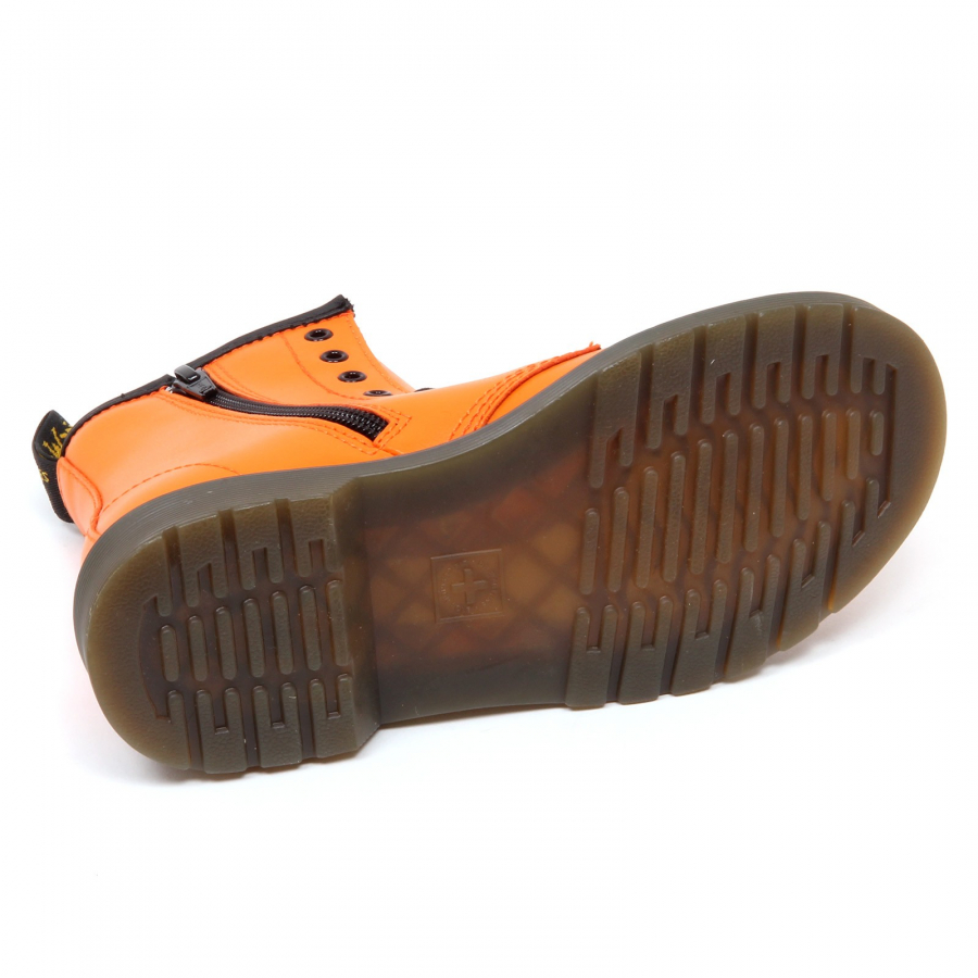Dr martens arancioni hot sale