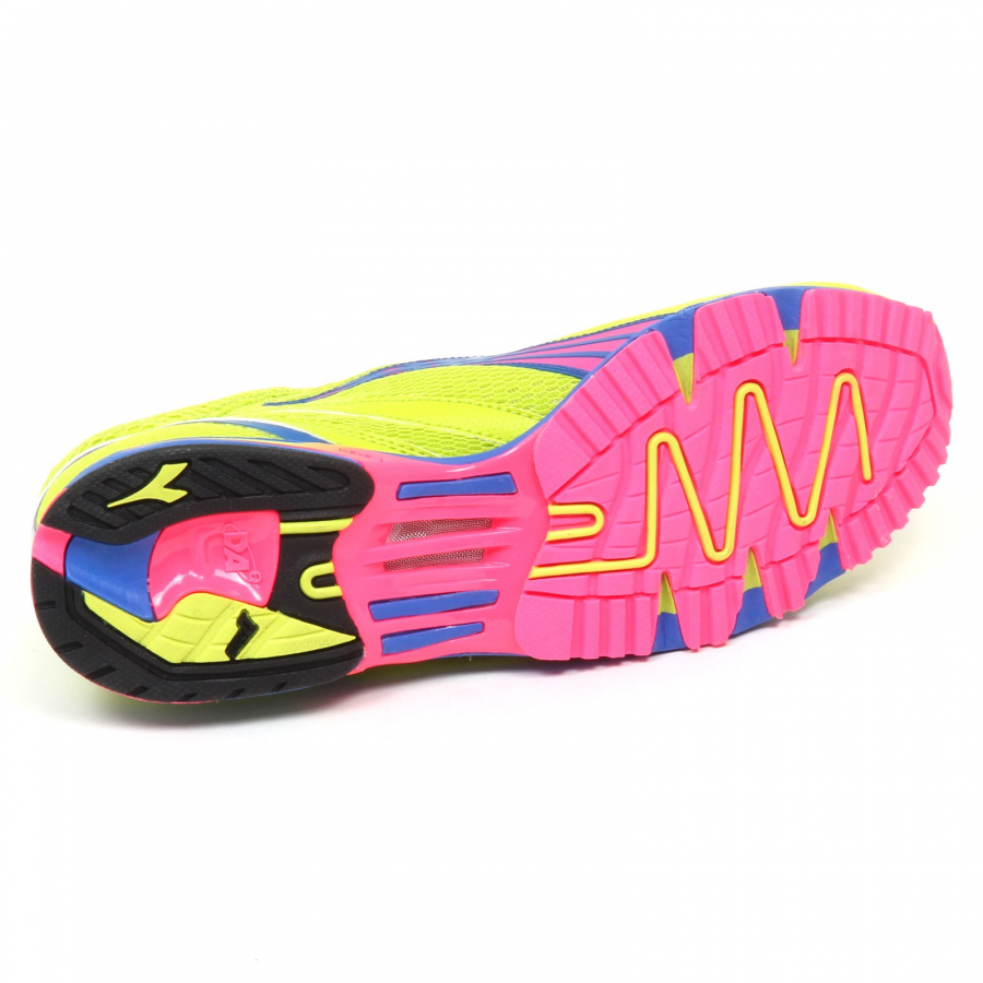 Diadora mythos racer store