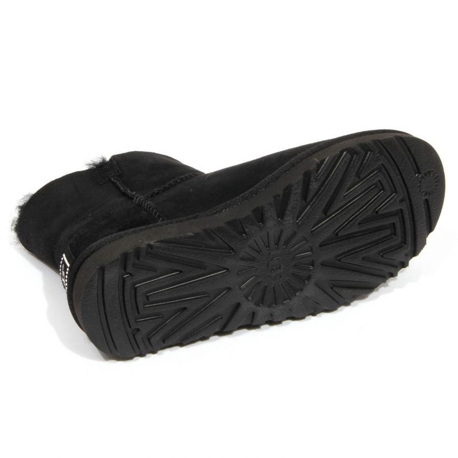 Ugg classic cuff short schwarz best sale